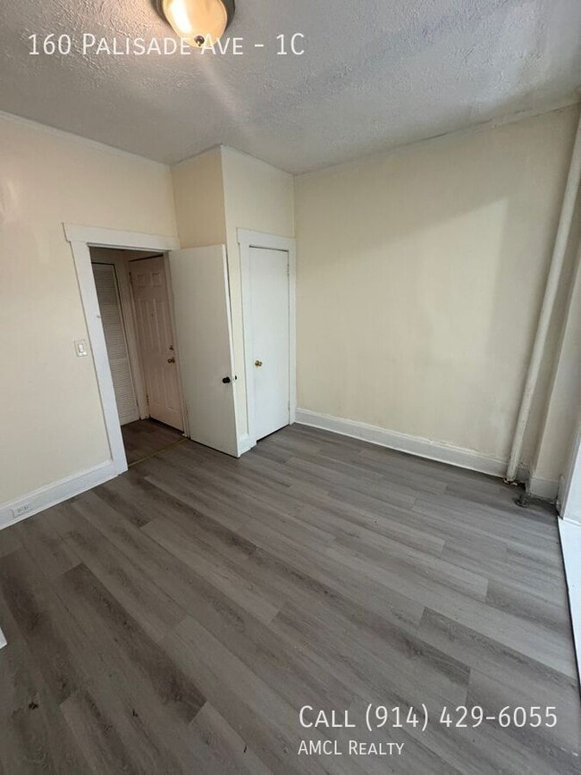 Photo - 160 Palisade Ave Unit 1C