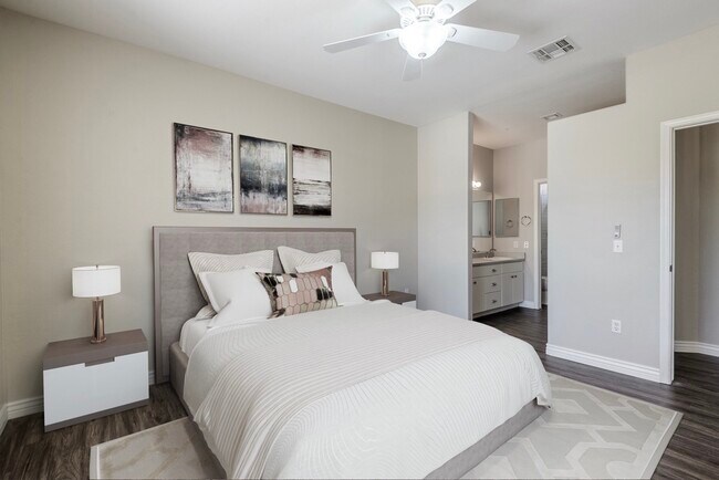 Photo - 9550 E Thunderbird Rd Unidad 246