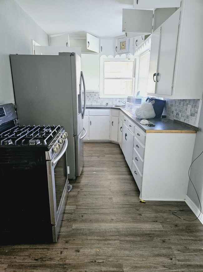 Photo - 418 W Iowa Ave