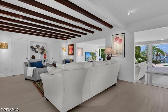 2143 Marina Dr