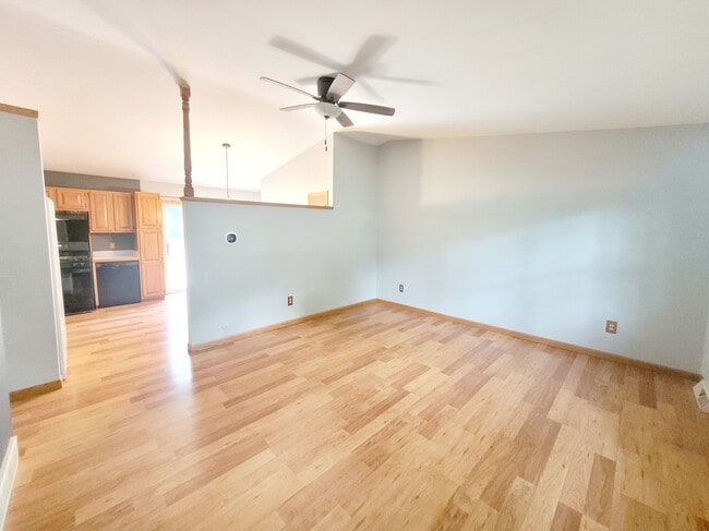 Photo - 5109 Primrose Ave SE
