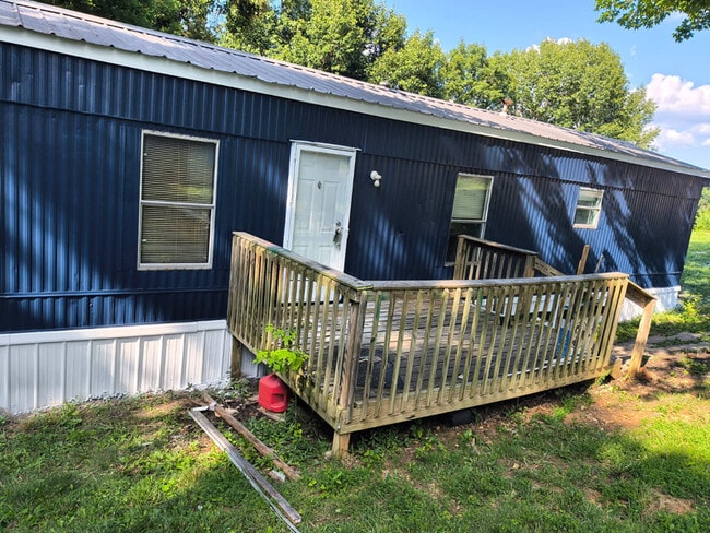 Building Photo - 170 Woodland Rd Rental