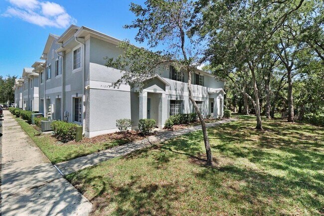 Photo - 7127 Waterside Dr