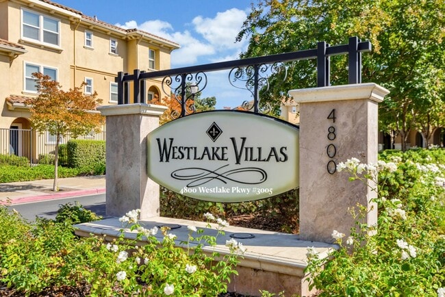 Building Photo - Great 1 bedroom/1.5 Bath in Westlake Villas! Unit 3004