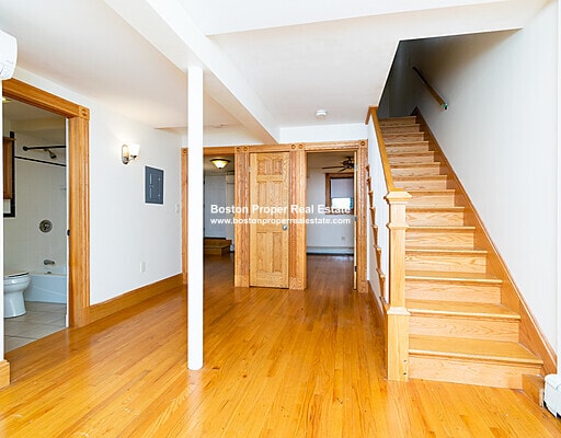 Photo - 46 Garden St Unit 1