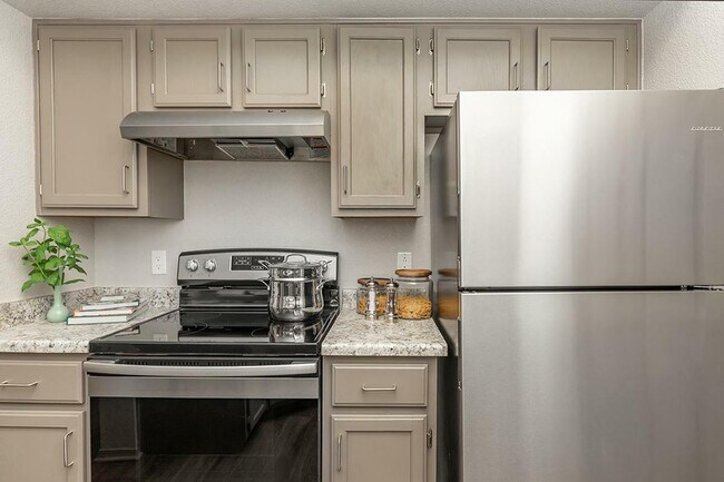 Spacious Modern Kitchen in Apartments at Lifestyles at Pellicano, El Paso