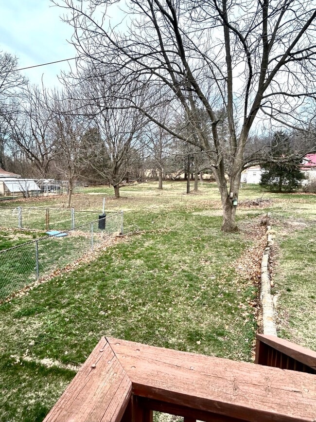 Photo - 445 Bryarly Rd