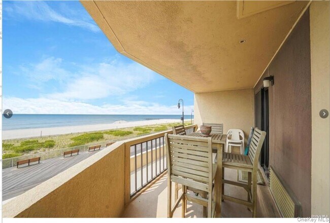 Photo - 360 Shore Rd Unit 3D