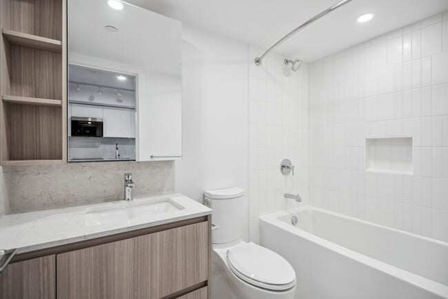 Photo - Broadview