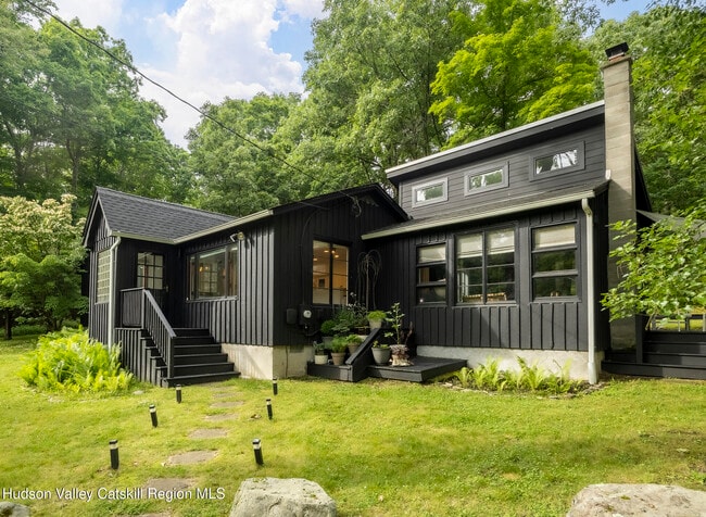 Building Photo - 46 E Pond Lilly Rd