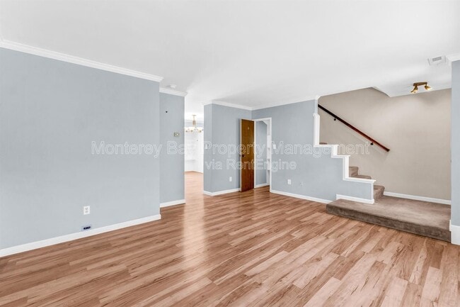 Photo - 3137 Seacrest Ave