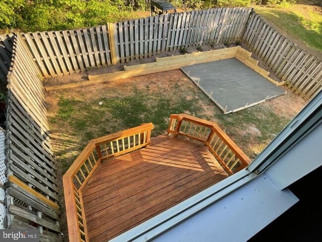 Photo - 211 Sterling Ct Townhome