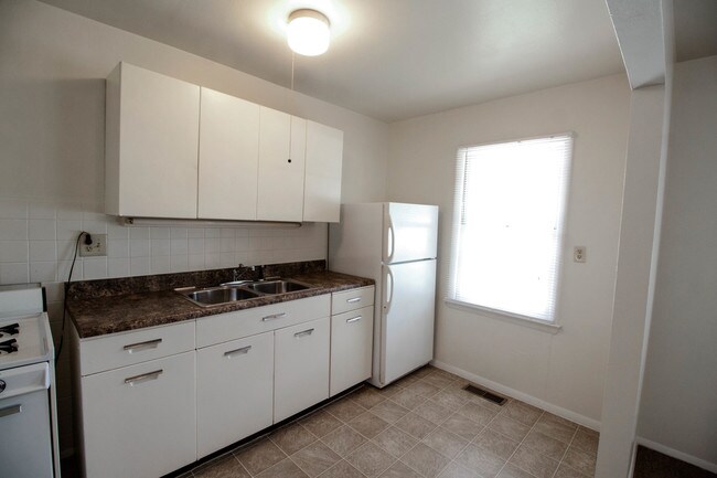 Photo - Peirce Avenue Apartments
