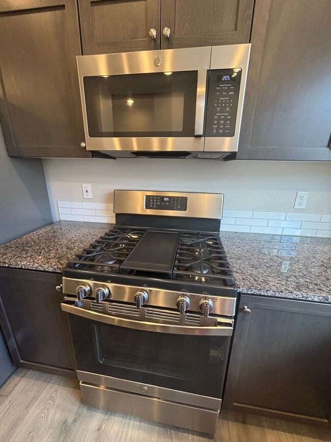 Photo - Beautiful new construction in River Terrace community available now!