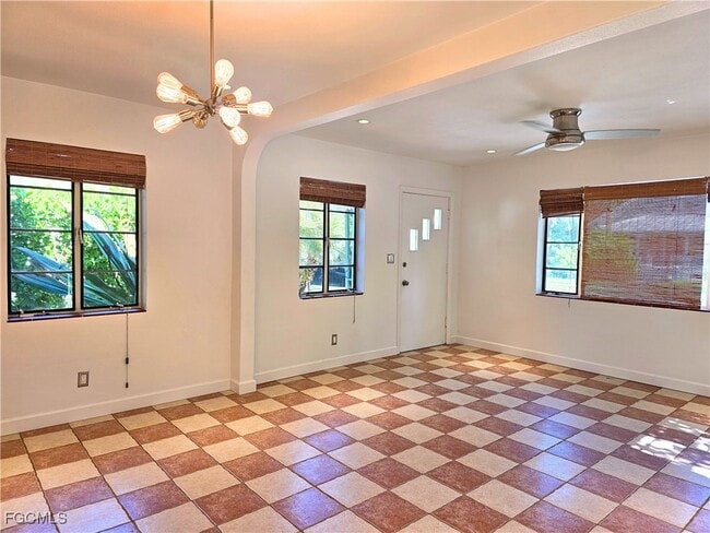 Photo - 1534 Avalon Pl