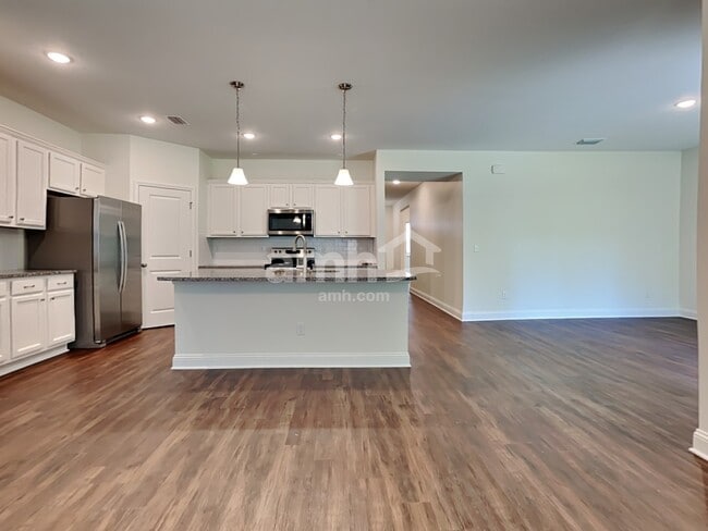 Photo - 267 Banyan Frst Dr