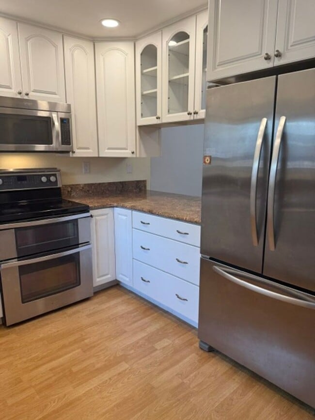Photo - Sonoma Racquet Club Circle ~ Gorgeous 2 Bedroom 1.5 Bath in Rohnert Park