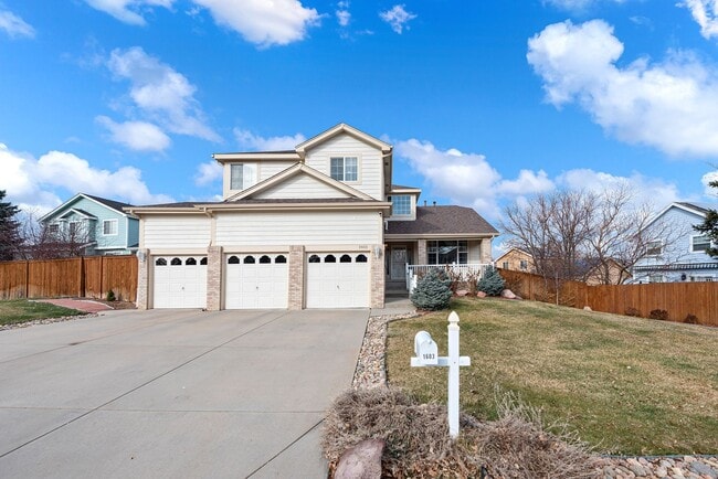 Photo - Long Realty & Property Management - Big home. Big yard. Big vibes. 6 beds 4 baths 3,556 sq ft Aur...