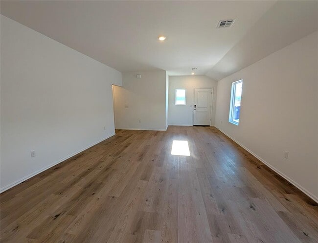 Photo - 3301 Little Creek Dr