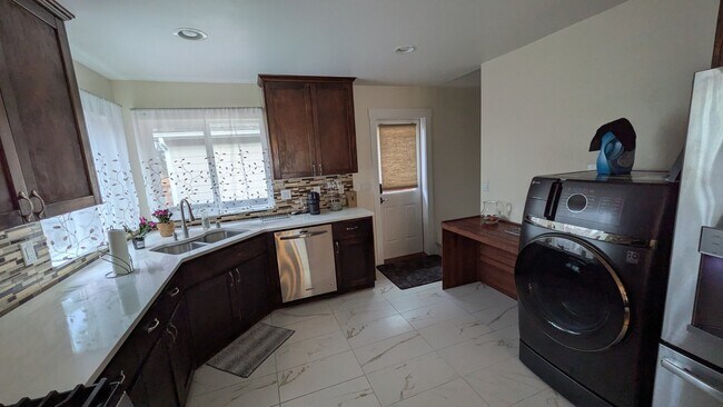 Photo - 7637 28th St W Unidad B