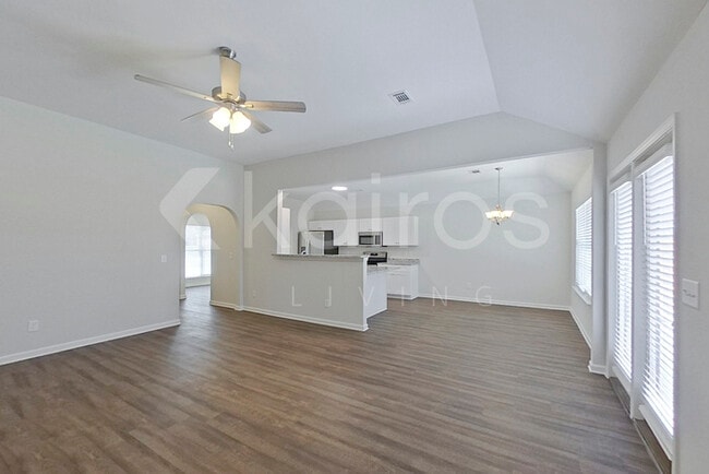Photo - 1883 Landing Pl