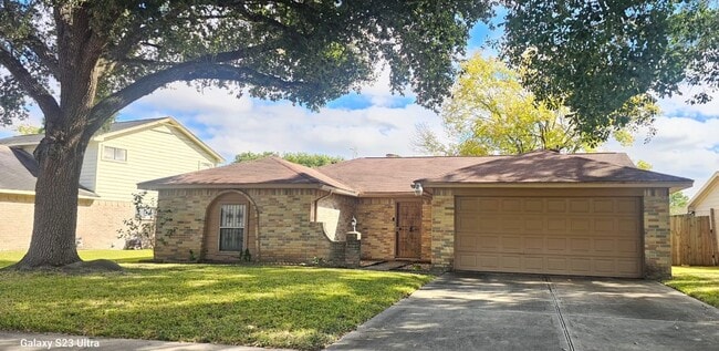 Photo - 527 Oakdale Dr