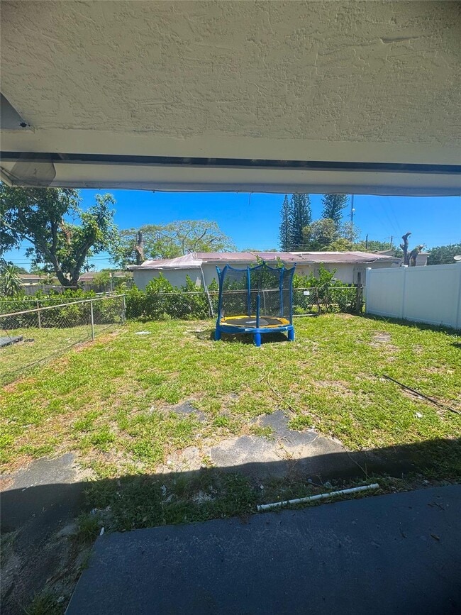 Photo - 2647 NW 20th St