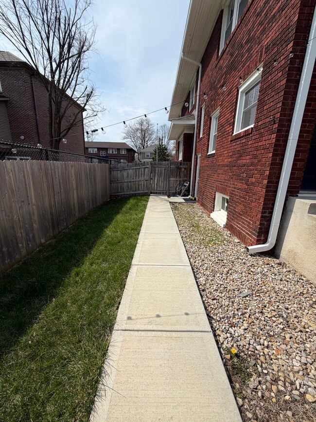 Photo - 3827 Central Ave