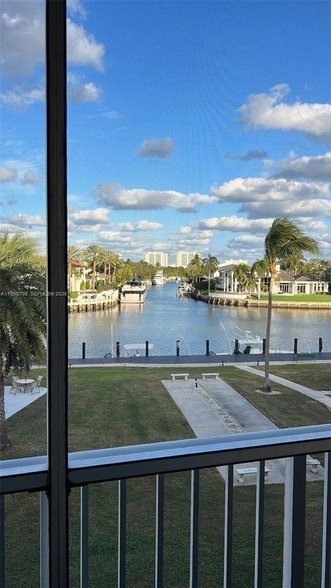 Photo - 230 N Federal Hwy Unit 305