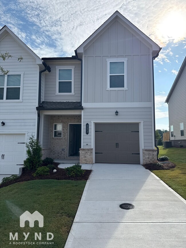 Photo - 253 Kenoot Dr House
