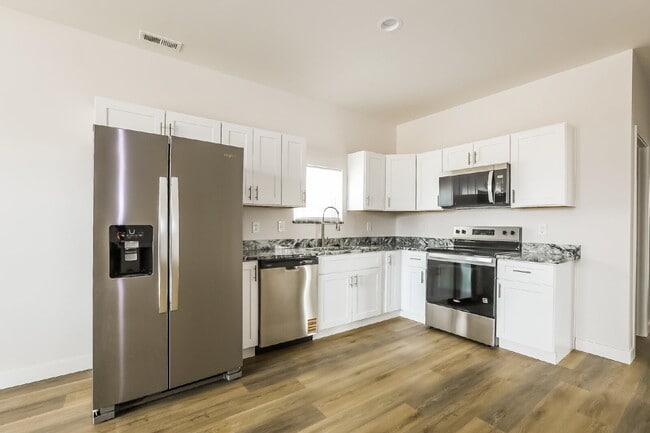 Photo - "Charming 3-Bed, 2-Bath Duplex on Broad Ripple Ave – Spacious 1250 Sq. Ft. Living in Vibrant Indi...