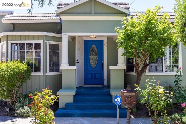 Building Photo - 937 Blossom Way