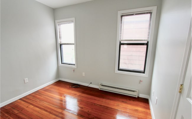 358 Princeton St Unit 1