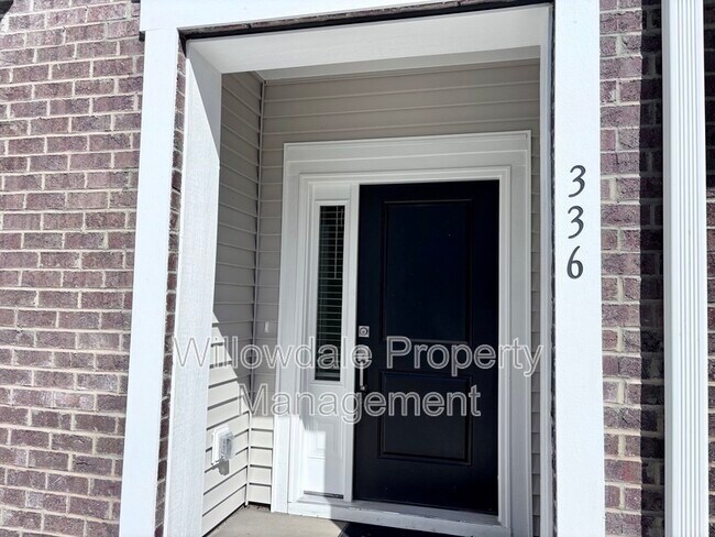 Photo - 398 Chesapeake Cmns St