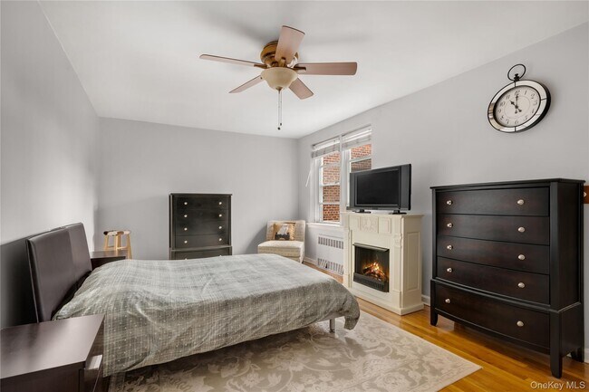Photo - 102-55 67th Dr Unit 6F