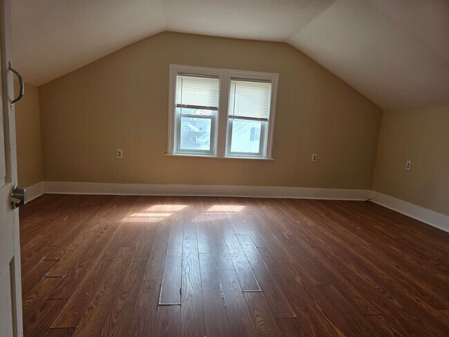 Photo - 27 Shelby St Unit 3