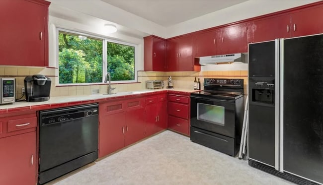 Photo - 6930 SW Brier Pl