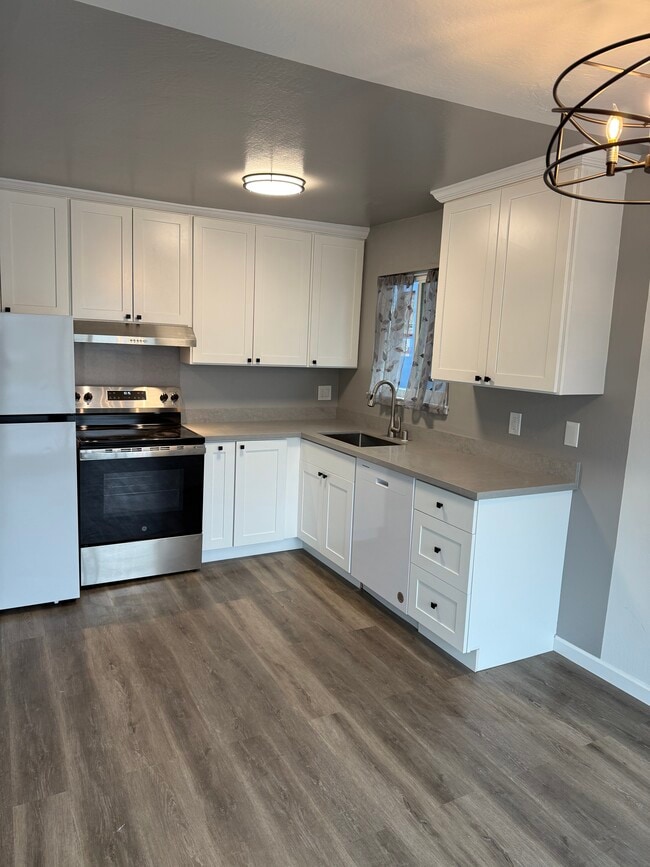 Building Photo - 750 Bacon St Unit Apt#3