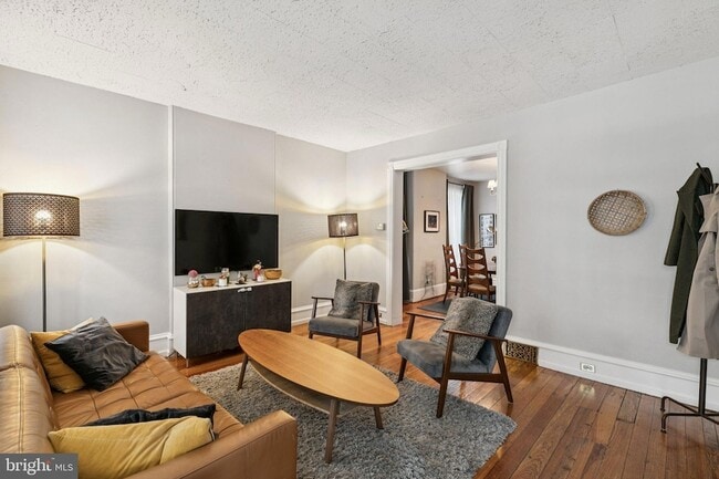 Photo - 4353 Freeland Ave