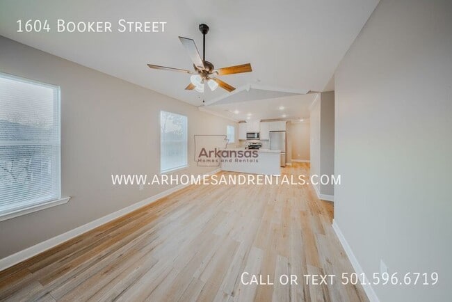 Photo - 1604 S Booker St