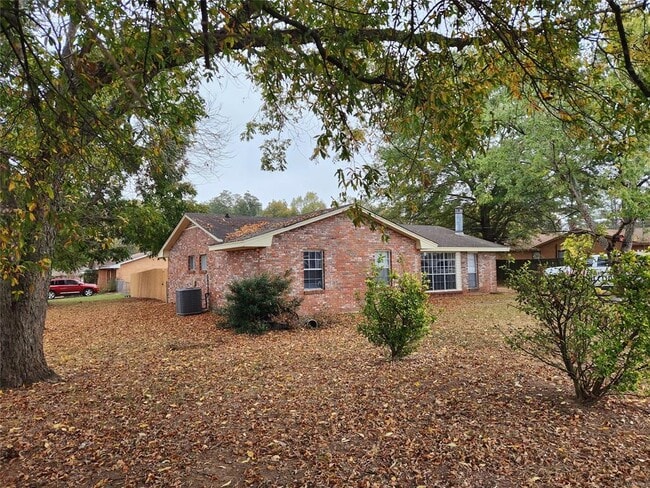 Photo - 278 Teri Ln