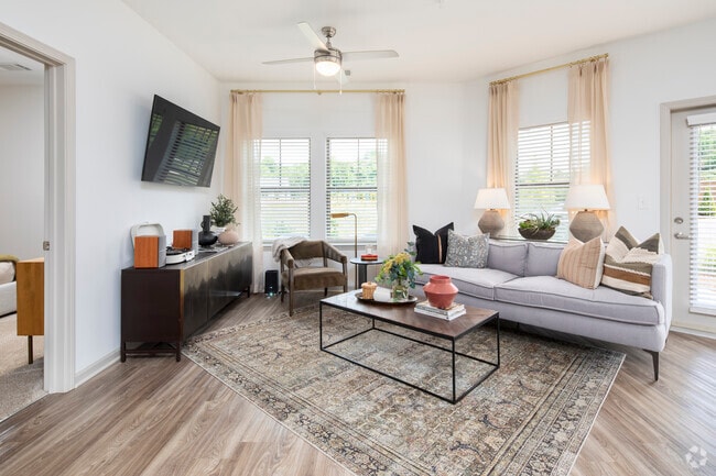 2 beds, 2 baths, 1,122 sq ft