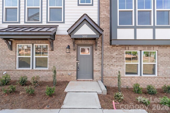 Photo - 3012 Rexton Ln