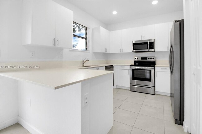 Photo - 23521 SW 129th Ave