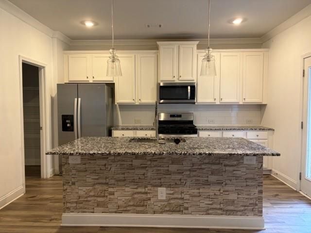 454 Sterling Creek Wy