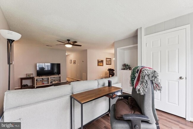 Photo - 12102 Greenwood Ct Unit 101