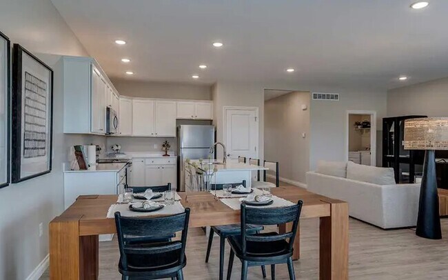 Brookside Dining