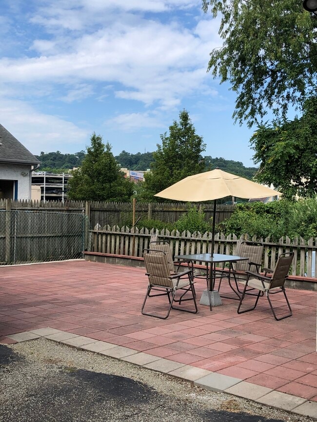 Photo - 5154 Cypress St Unit 5154