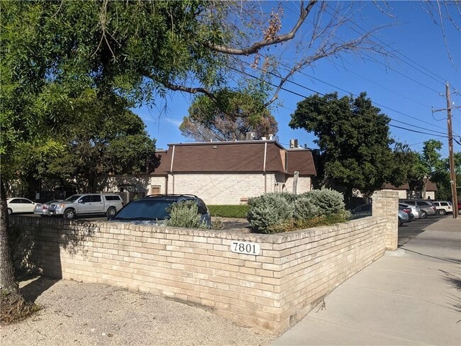 Building Photo - 7801 Shoal Creek Blvd Unit 144