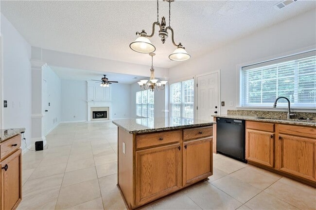 Photo - 7020 Harlech Trace